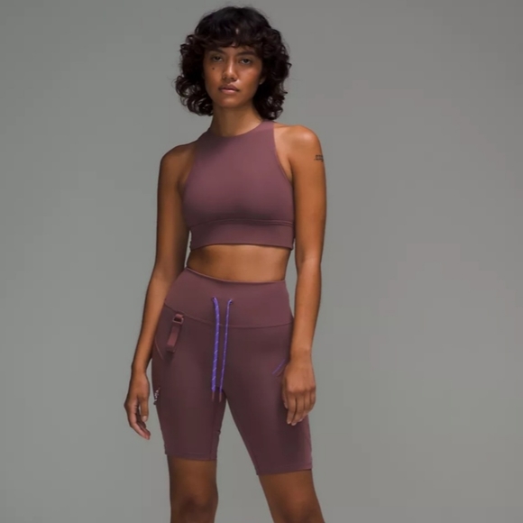 Lululemon hiking short - Picture 1 of 6